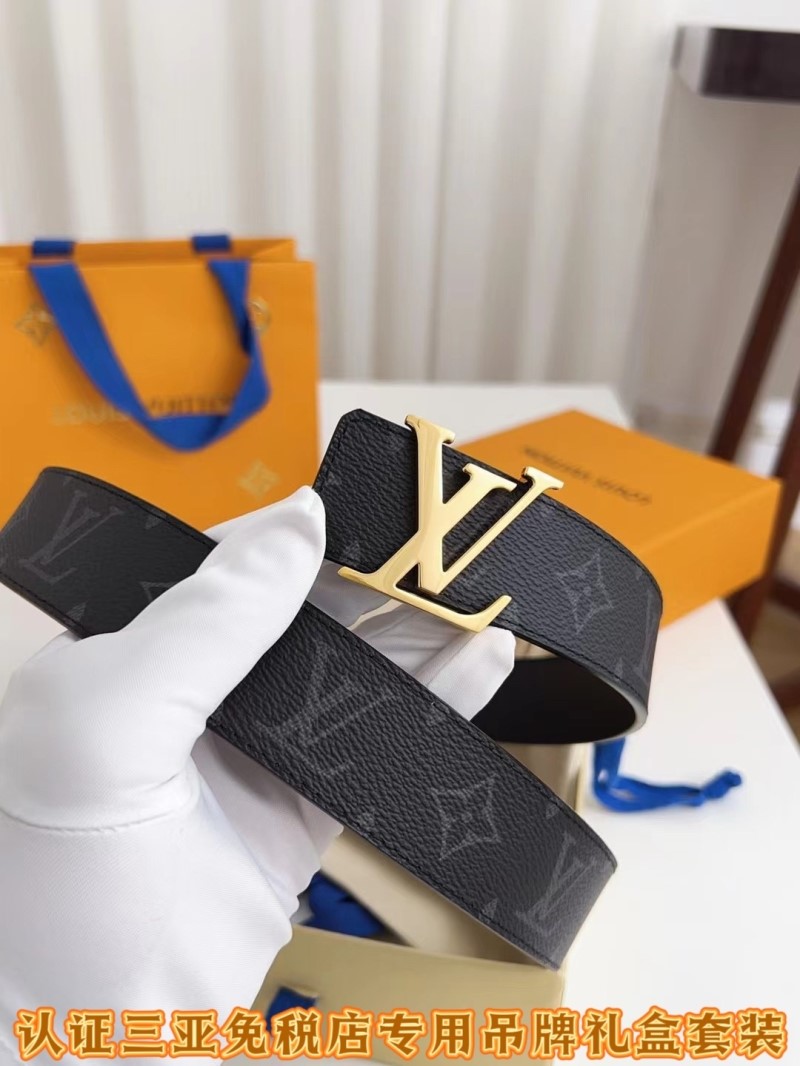 LOUIS VUITTON Belts